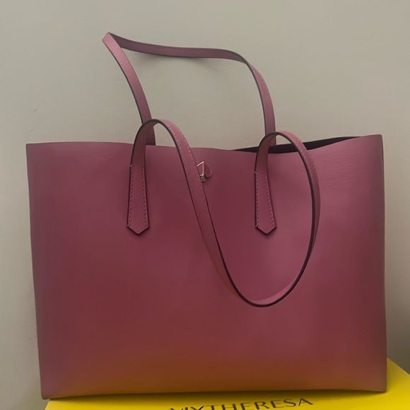 kate spade Handbags - Kate Spade Pink Tote